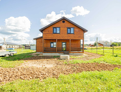 Двухэтажный дом, 150 м²