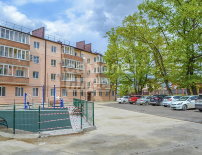 2-к. квартира, 76&nbsp;м²