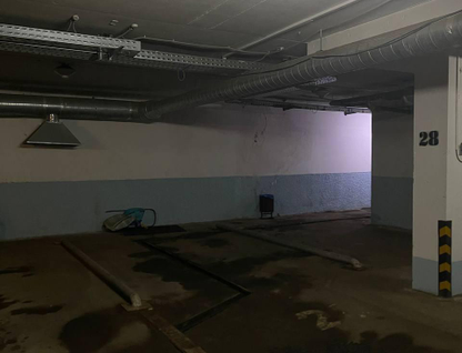 Машино-место, 13,5&nbsp;м²