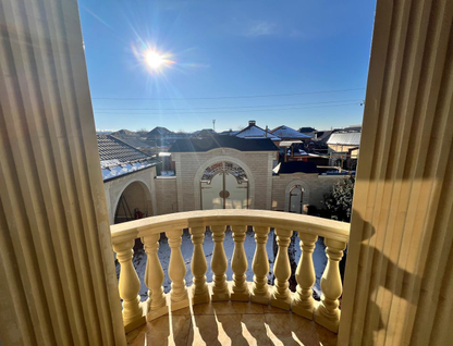 Двухэтажный дом, 600 м²