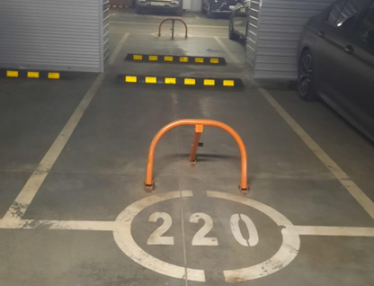 Машино-место, 12,2&nbsp;м²