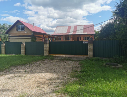 Двухэтажный дом, 140 м²