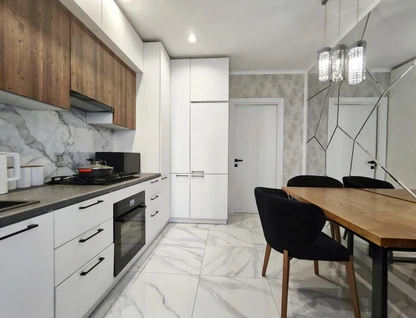 2-к. квартира, 72&nbsp;м²