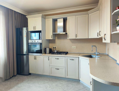 2-к. квартира, 76 м²