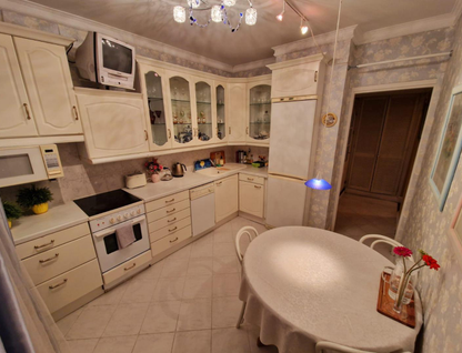 2-к. квартира, 54&nbsp;м²