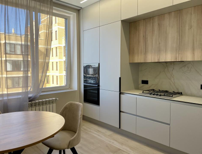 2-к. квартира, 78&nbsp;м²