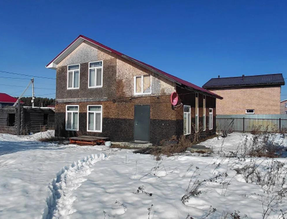 Двухэтажный дом, 120 м²