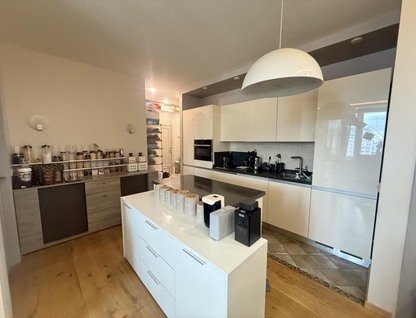 2-к. квартира, 61&nbsp;м²