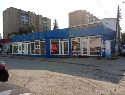 Торговые помещения, 100 м²