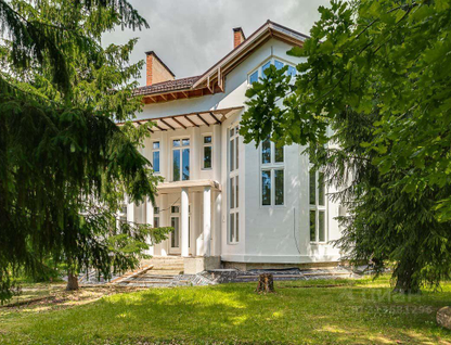 Четырехэтажный дом, 893,2 м²