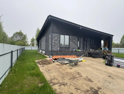 Одноэтажный дом, 140 м²
