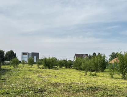 Участок (личное подсобное хозяйство), 6 сот.