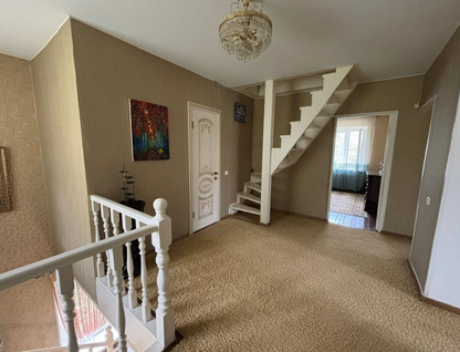 Двухэтажный дом, 325 м²