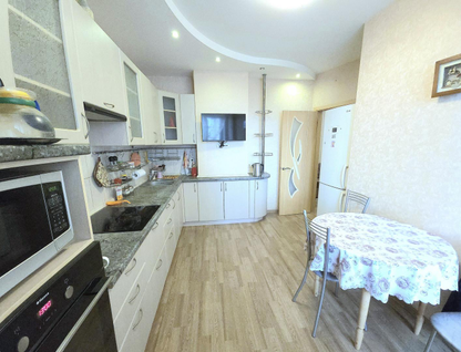 2-к. квартира, 71&nbsp;м²