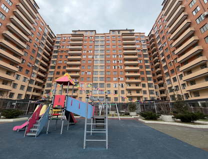 2-к. квартира, 77,2 м²