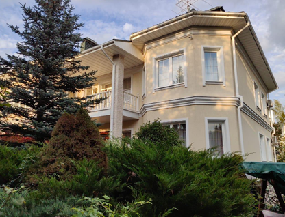 Трехэтажный коттедж, 493,5 м²