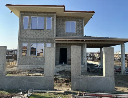 Двухэтажный дом, 170 м²