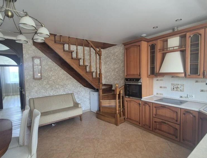 4-к. квартира, 180 м²