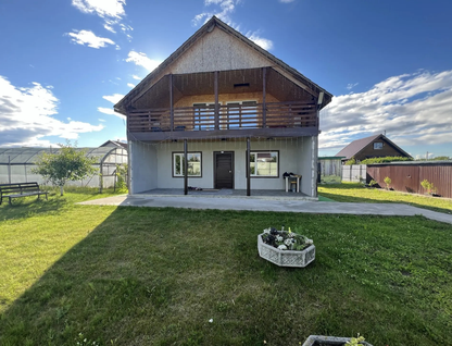 Двухэтажный дом, 140 м²