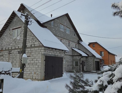 Трехэтажная доля в доме, 140,2 м²