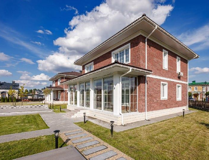 Двухэтажный коттедж, 245,3 м²