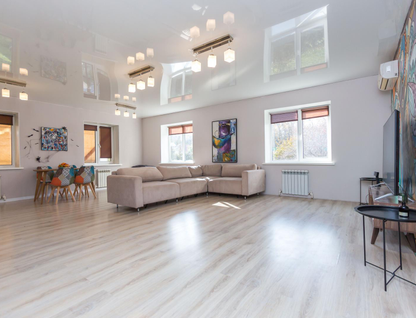 Трехэтажный дом, 273 м²
