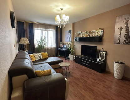 2-к. квартира, 71,1 м²