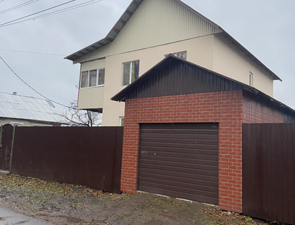 Двухэтажный коттедж, 211,7 м²