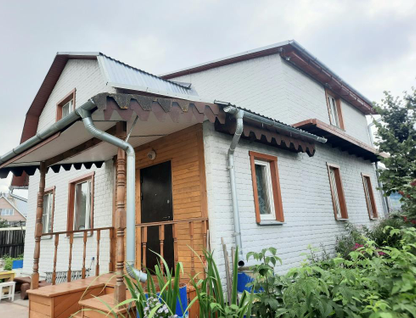 Двухэтажный дом, 143 м²