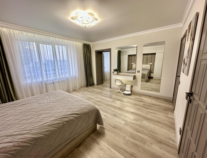 3-к. квартира, 136&nbsp;м²