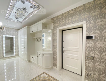 2-к. квартира, 72&nbsp;м²