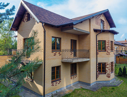 Трехэтажный таунхаус, 358,6 м²