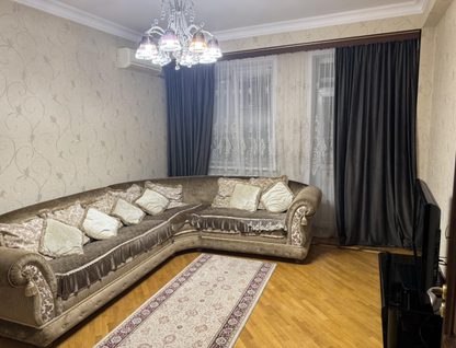 2-к. квартира, 77&nbsp;м²