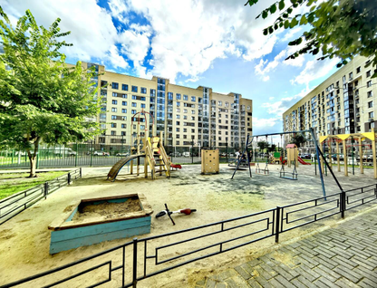 2-к. квартира, 76&nbsp;м²