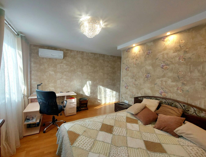 2-к. квартира, 78&nbsp;м²
