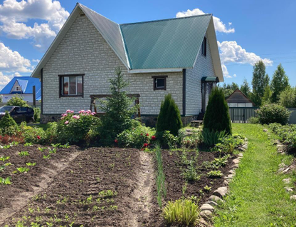 Двухэтажный дом, 140 м²