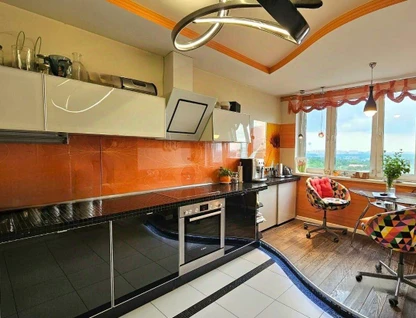 3-к. квартира, 85&nbsp;м²