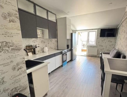 2-к. квартира, 77 м²