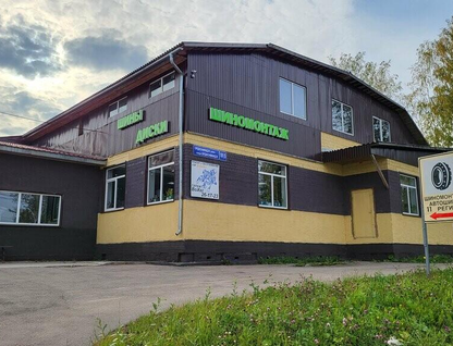 Торговые помещения, 1200 м²