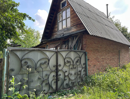 Двухэтажная дача, 37,4 м²