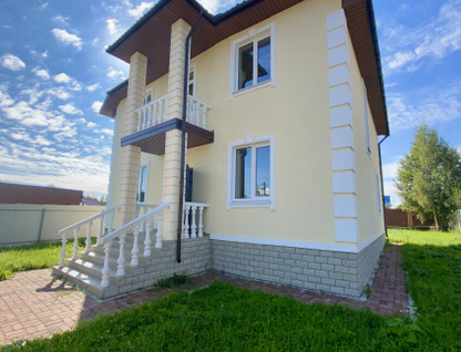 Двухэтажный дом, 171 м²